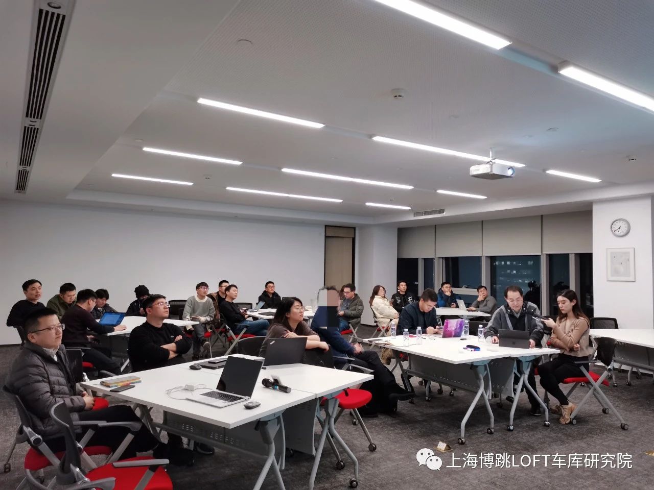 徐汇杭州LOFT车库专题会